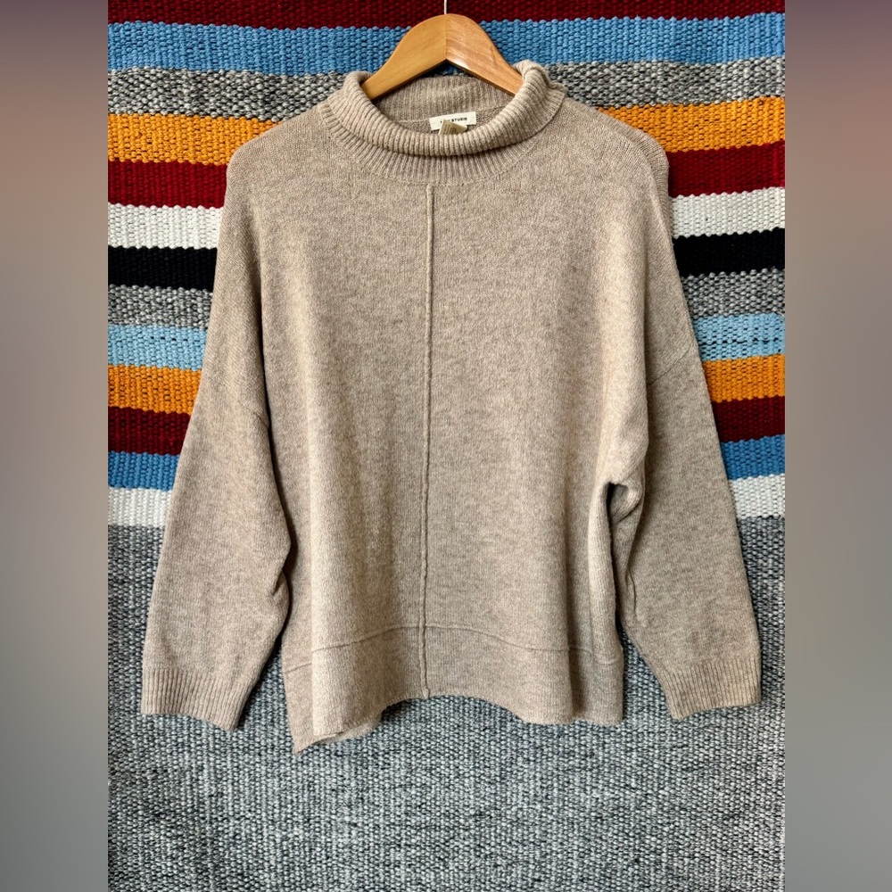 Max Studio Soft Knit Sweater - Picture 13 of 15